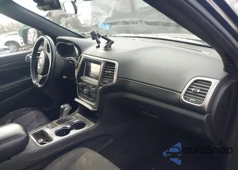 2020 Jeep Grand Cherokee Laredo E 4X4 z USA, uszkodzony, nr VIN 1C4RJFAG7LC143677